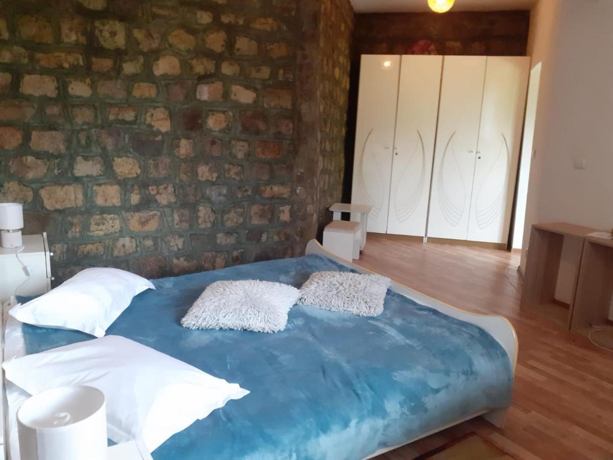 Barlogul Ursilor Lepsa Hotell Exteriör bild